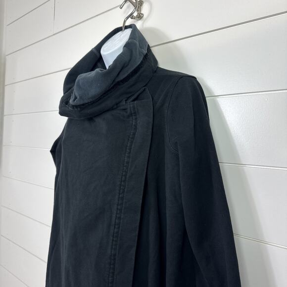 Lululemon Savasana Wrap Jacket Long Sleeved Snap Button Closure Black sz 8 - Picture 5 of 9